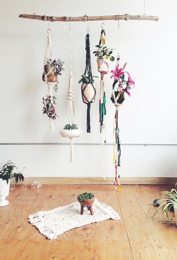 via http://www.modernmacrame.com/